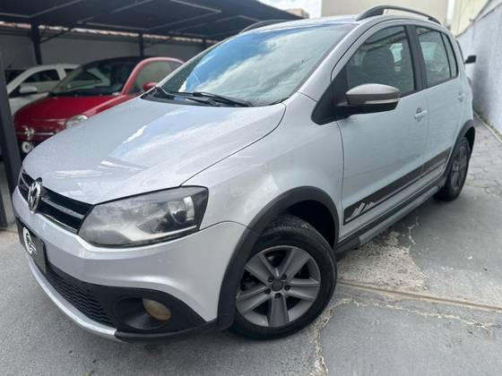 VOLKSWAGEN CROSSFOX 1.6 MI FLEX 8V 4P MANUAL